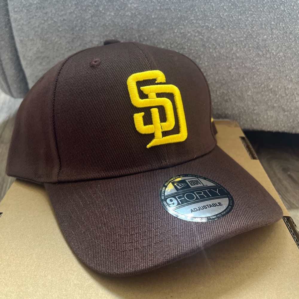 New Era San Diego Padres Brown & Yellow 9FORTY Adjustable Cap NWT